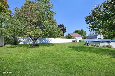 Tiny photo for 1149 Newcastle Lane, Aurora, IL 60506 (MLS # 12465014)