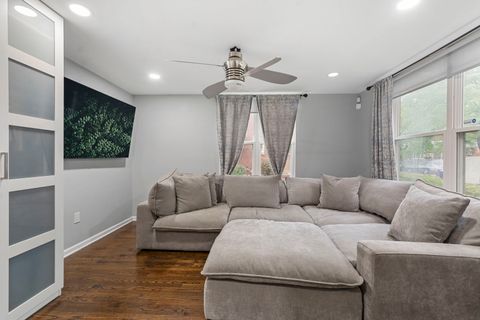 Tiny photo for 3238 N Kilbourn Avenue #1, Chicago, IL 60641 (MLS # 12472195)