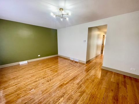 Tiny photo for 1039 W 103rd Street, Chicago, IL 60643 (MLS # 12577643)
