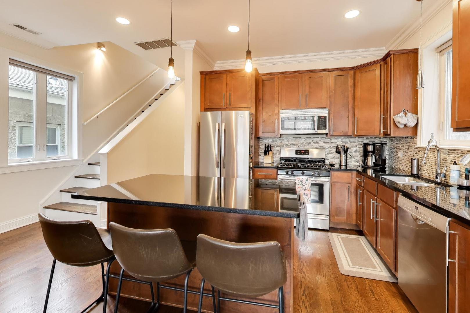 2726 W Cortez Street 3