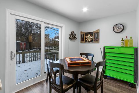 Tiny photo for 5421 Cleveland Drive, McHenry, IL 60050 (MLS # 12535014)