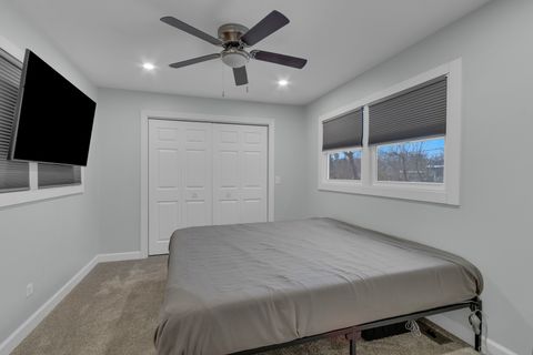 Tiny photo for 5421 Cleveland Drive, McHenry, IL 60050 (MLS # 12535014)