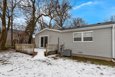 Tiny photo for 5421 Cleveland Drive, McHenry, IL 60050 (MLS # 12535014)