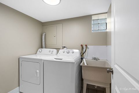 Tiny photo for 5056 N Mont Clare Avenue, Chicago, IL 60656 (MLS # 12504293)