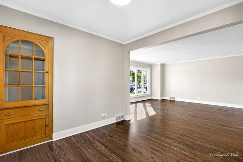 Tiny photo for 5056 N Mont Clare Avenue, Chicago, IL 60656 (MLS # 12504293)