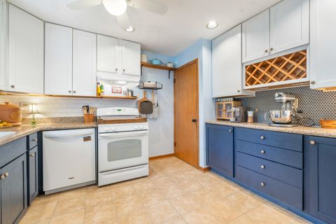 Tiny photo for 4144 Park Avenue, Brookfield, IL 60513 (MLS # 12502153)