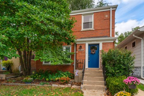 Photo of 4144 Park Avenue, Brookfield, IL 60513 (MLS # 12502153) Photo of 4144 Park Avenue, Brookfield, IL 60513 (MLS # 12502153)