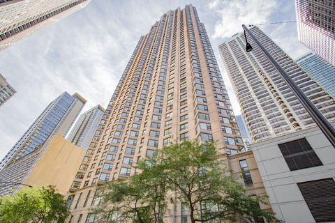 Photo of 401 E Ontario Street #1703, Chicago, IL 60611 (MLS # 12543518)