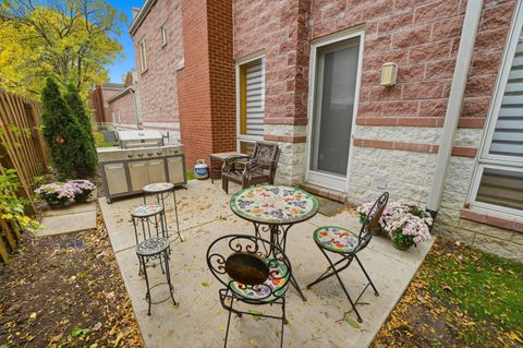 Tiny photo for 15 Manchester Lane, Elmhurst, IL 60126 (MLS # 12502211)