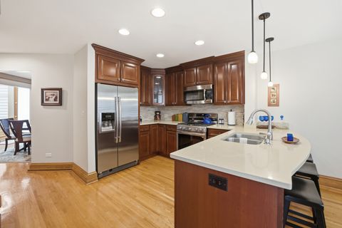 Tiny photo for 15 Manchester Lane, Elmhurst, IL 60126 (MLS # 12502211)