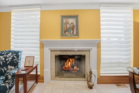 Tiny photo for 15 Manchester Lane, Elmhurst, IL 60126 (MLS # 12502211)