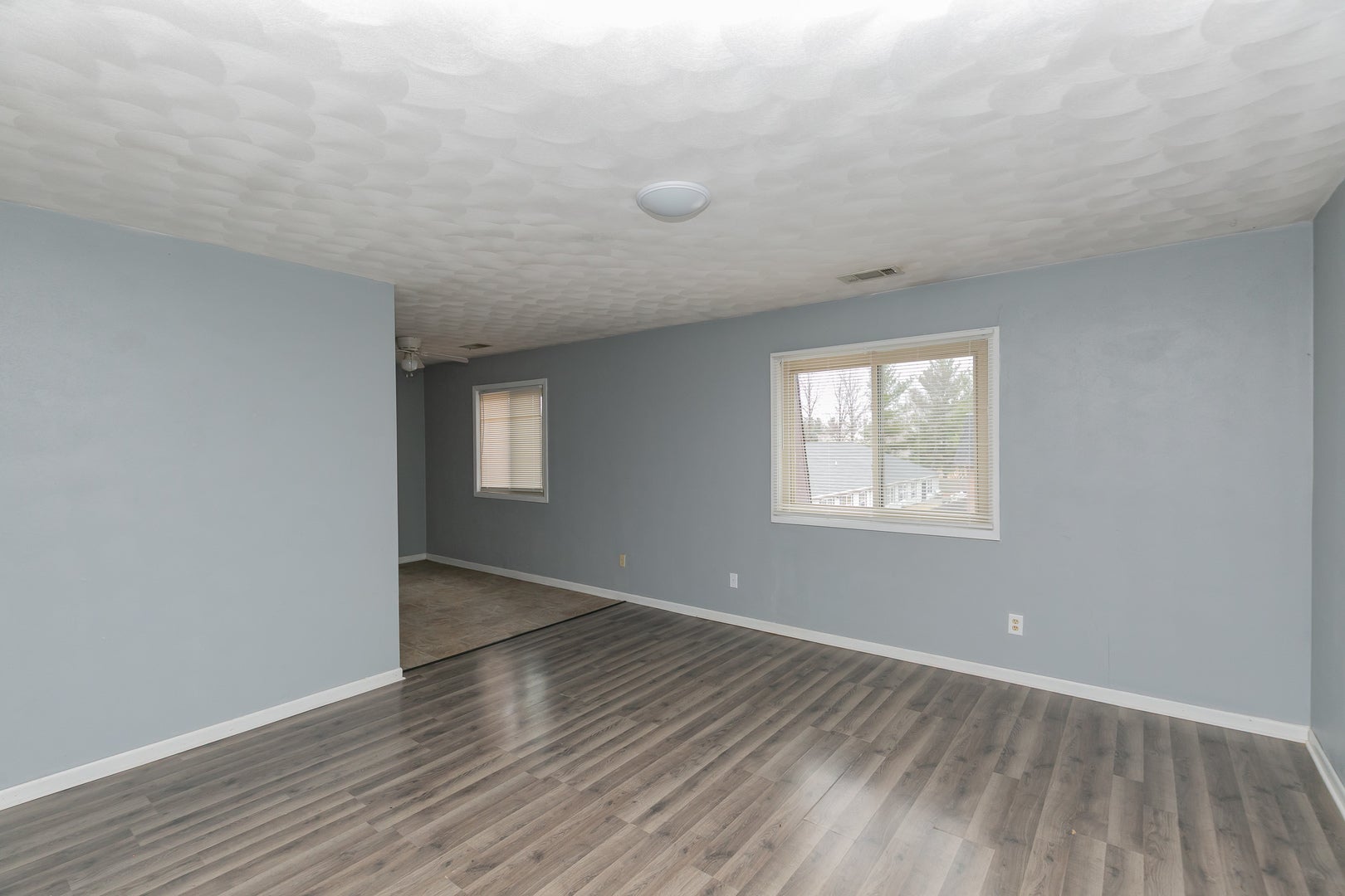 3430 Holiday Court 4