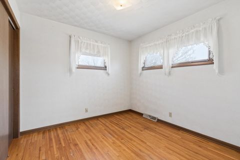 Tiny photo for 1127 15th Street, Dewitt, IA 52742 (MLS # 12601718)