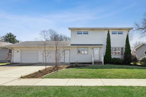 Photo of 1127 15th Street, Dewitt, IA 52742 (MLS # 12601718)
