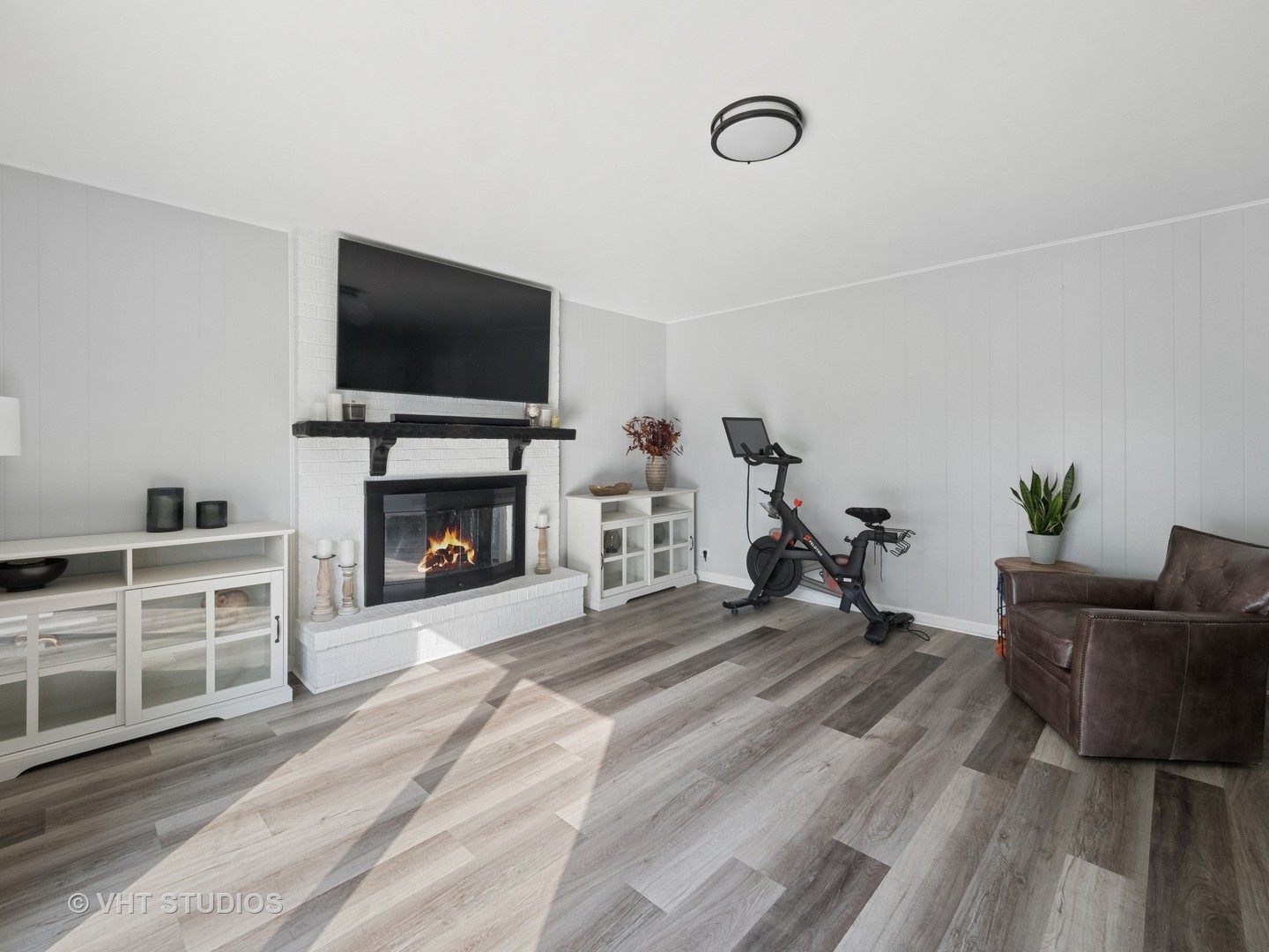 829 Brookside Drive