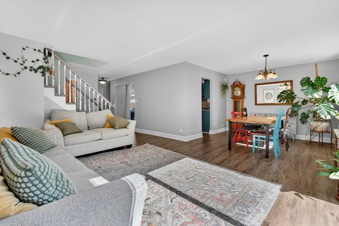 Tiny photo for 1650 Castbourne Court, Wheaton, IL 60189 (MLS # 12655468)