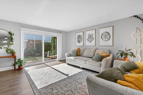 Tiny photo for 1650 Castbourne Court, Wheaton, IL 60189 (MLS # 12655468)