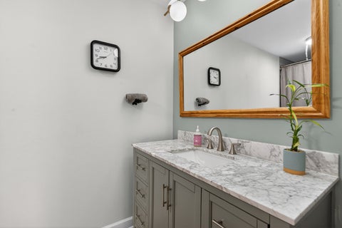 Tiny photo for 1650 Castbourne Court, Wheaton, IL 60189 (MLS # 12655468)
