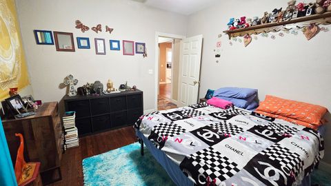 Tiny photo for 322 Linden Avenue, Centralia, IL 62801 (MLS # 12612007)