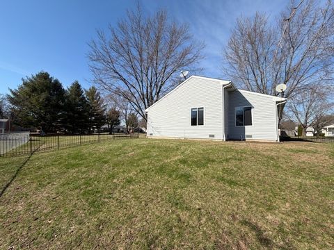 Tiny photo for 346 Danbury Drive, Naperville, IL 60565 (MLS # 12591985)