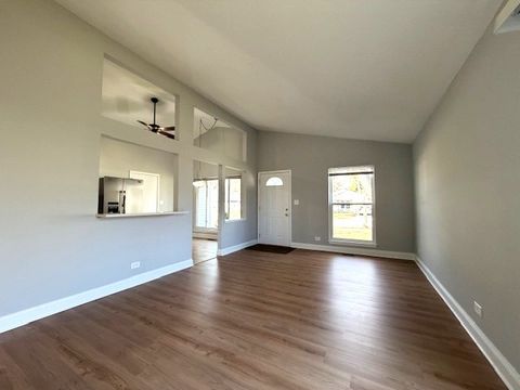 Tiny photo for 346 Danbury Drive, Naperville, IL 60565 (MLS # 12591985)