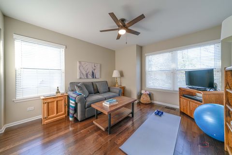 Tiny photo for 439 Pine Lake Circle, Vernon Hills, IL 60061 (MLS # 12528501)