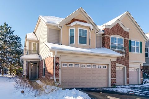 Photo of 439 Pine Lake Circle, Vernon Hills, IL 60061 (MLS # 12528501)