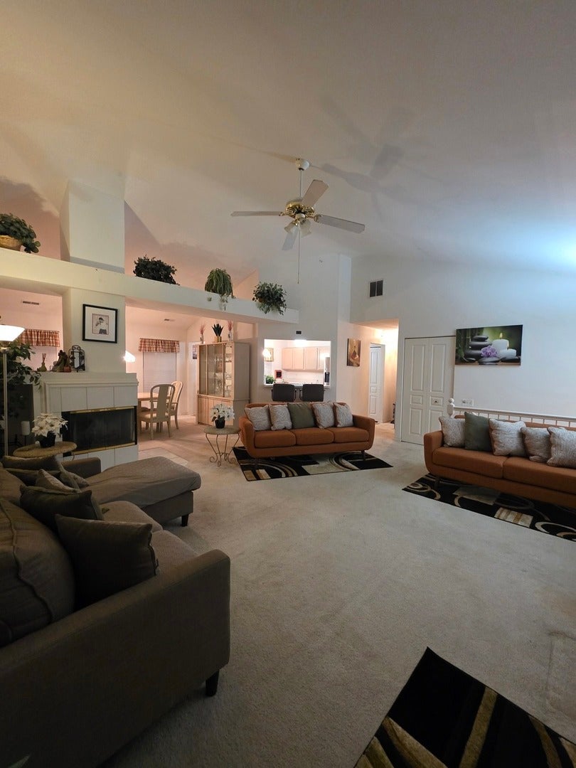 37 Arboretum Drive 1