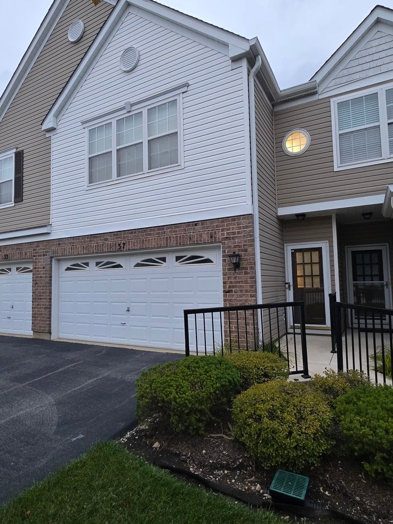 37 Arboretum Drive 1