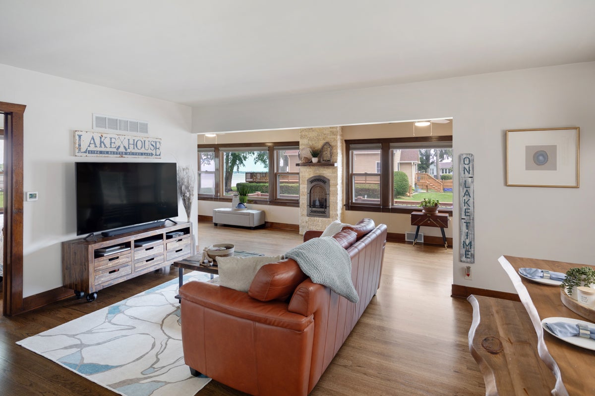 29 Atwater Parkway