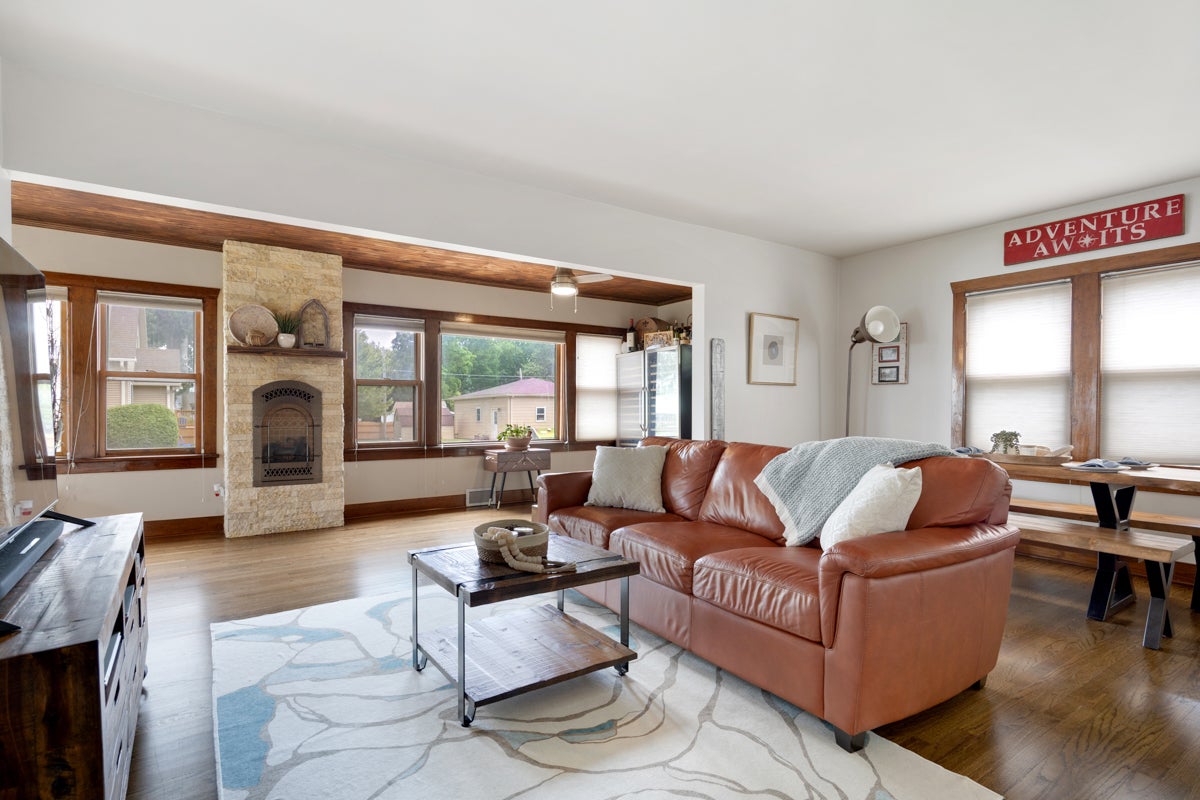 29 Atwater Parkway