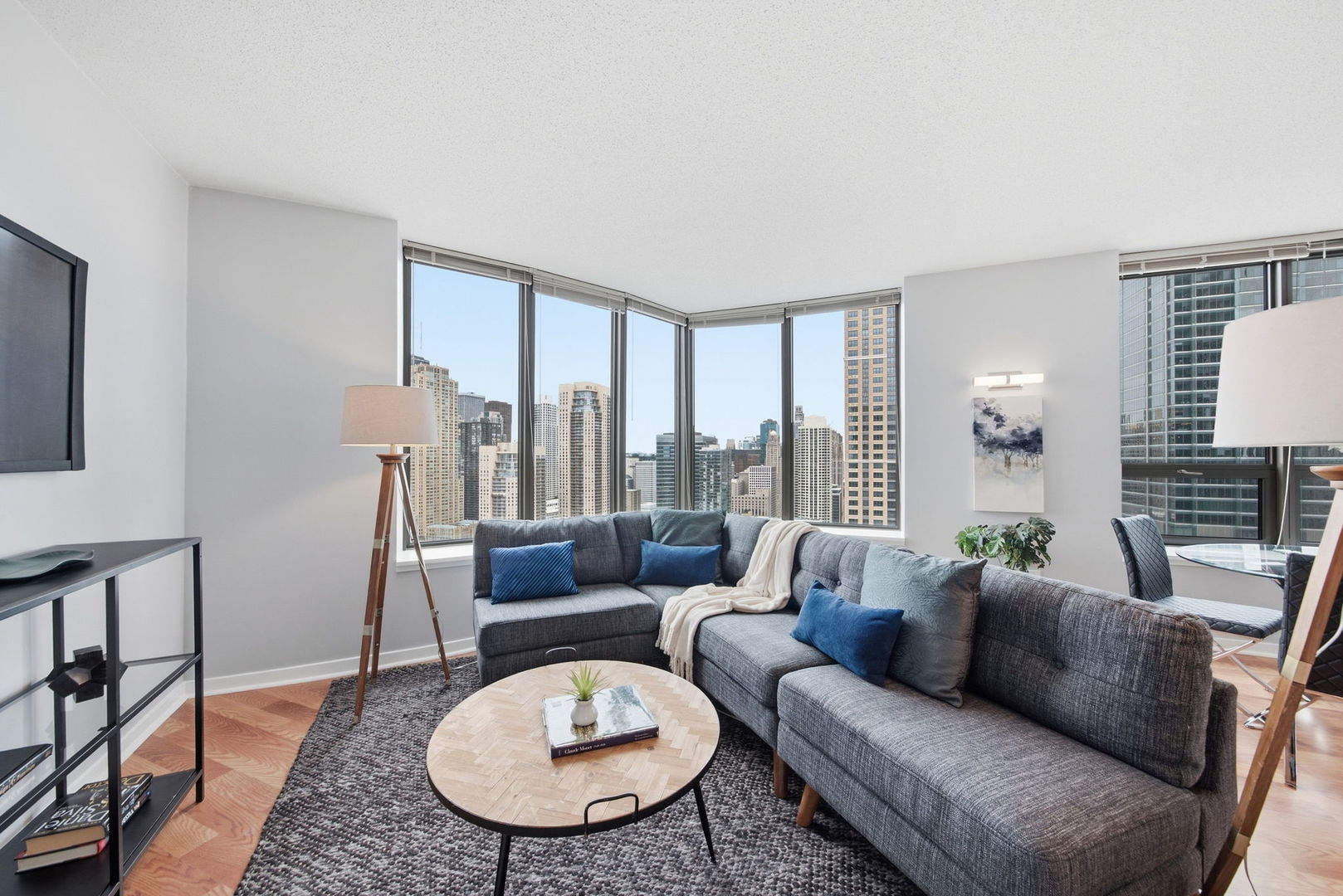 400 N Lasalle Street 3602