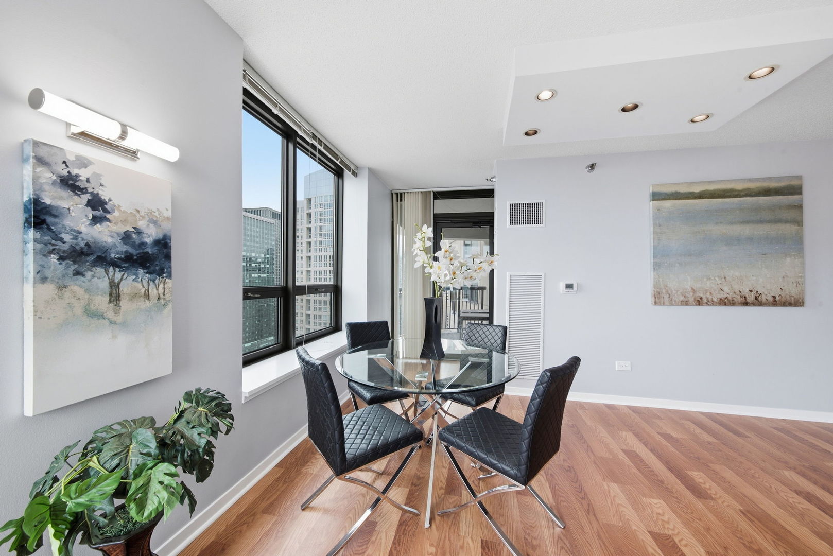 400 N Lasalle Street 3602