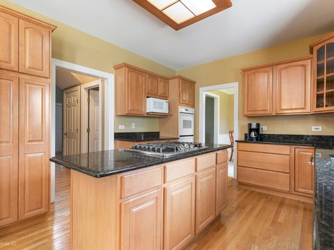 Tiny photo for 852 Sunrise Drive, South Elgin, IL 60177 (MLS # 12631780)