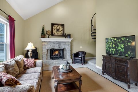 Tiny photo for 852 Sunrise Drive, South Elgin, IL 60177 (MLS # 12631780)