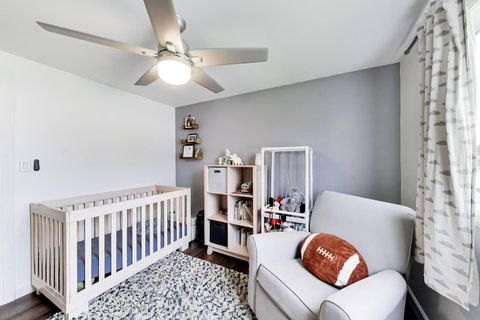 Tiny photo for 1605 W Lexington Drive, Arlington Heights, IL 60004 (MLS # 12615098)