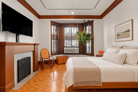 Tiny photo for 2800 N Pine Grove Avenue #8CD, Chicago, IL 60657 (MLS # 12761572)