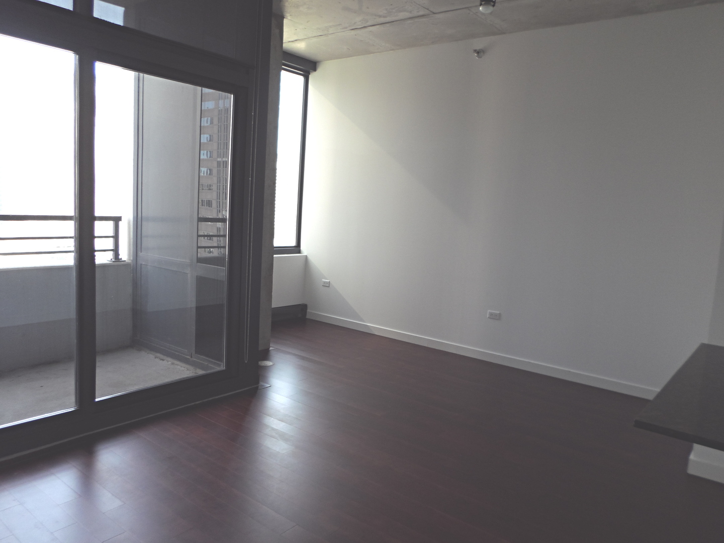 235 W VAN BUREN Street 4416