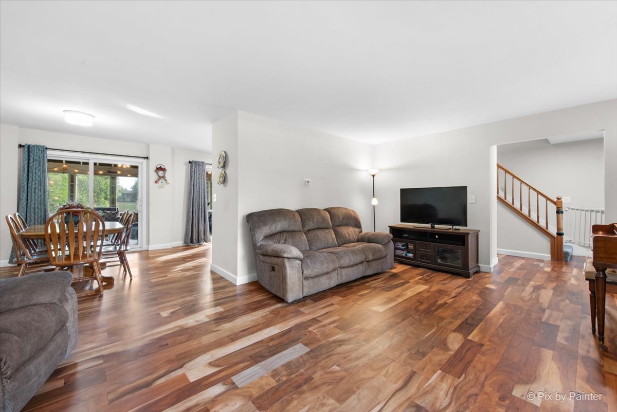 15080 Hiawatha Lane