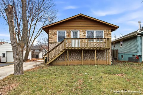 1313 CHEROKEE Drive Round Lake Beach IL 60073