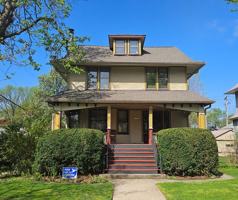 Photo of 833 S Scoville Avenue, Oak Park, IL 60304 (MLS # 12628316)