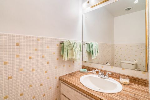 Tiny photo for 10610 Essex Street, Westchester, IL 60154 (MLS # 12431494)