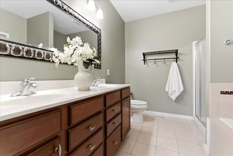 Tiny photo for 5101 Londonderry Road, Bloomington, IL 61704 (MLS # 12504225)