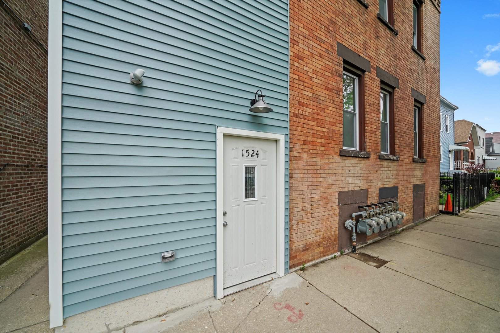 1524 S 51st Court