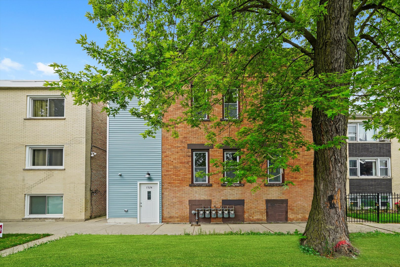 1524 S 51st Court