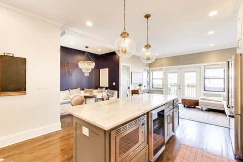 Tiny photo for 2136 W Waveland Avenue, Chicago, IL 60618 (MLS # 12717473)