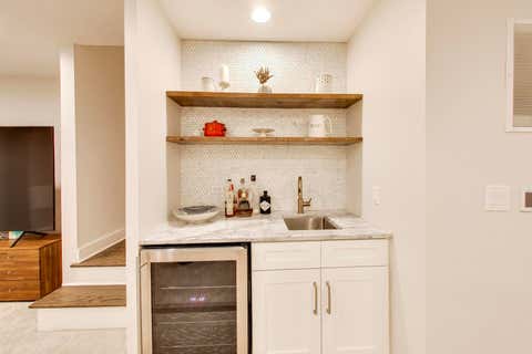 Tiny photo for 2136 W Waveland Avenue, Chicago, IL 60618 (MLS # 12717473)