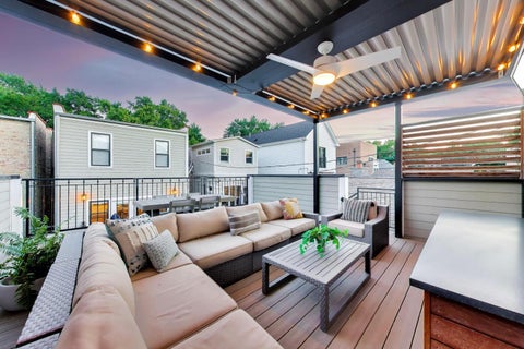 Tiny photo for 2136 W Waveland Avenue, Chicago, IL 60618 (MLS # 12717473)