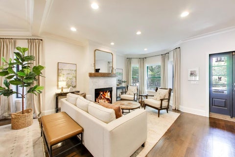 Tiny photo for 2136 W Waveland Avenue, Chicago, IL 60618 (MLS # 12717473)