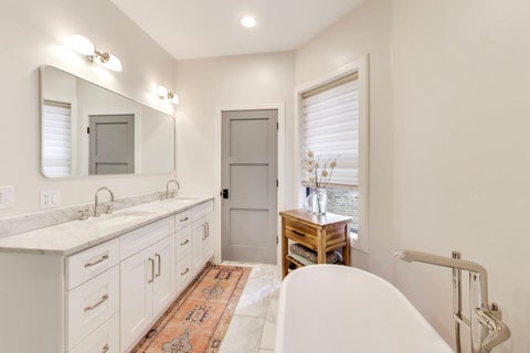 Tiny photo for 2136 W Waveland Avenue, Chicago, IL 60618 (MLS # 12717473)